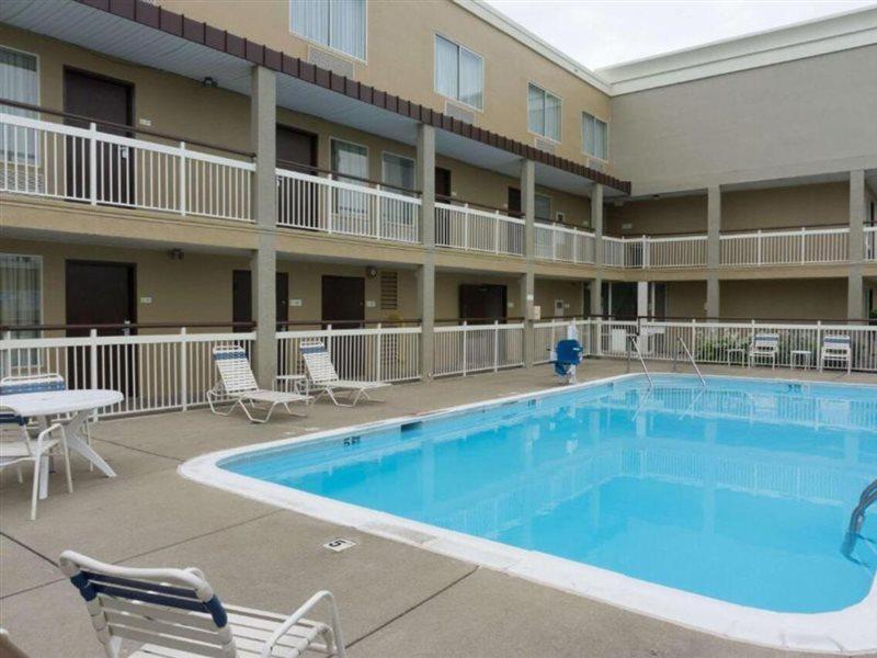 Days Inn By Wyndham Florence Cincinnati Area Dış mekan fotoğraf