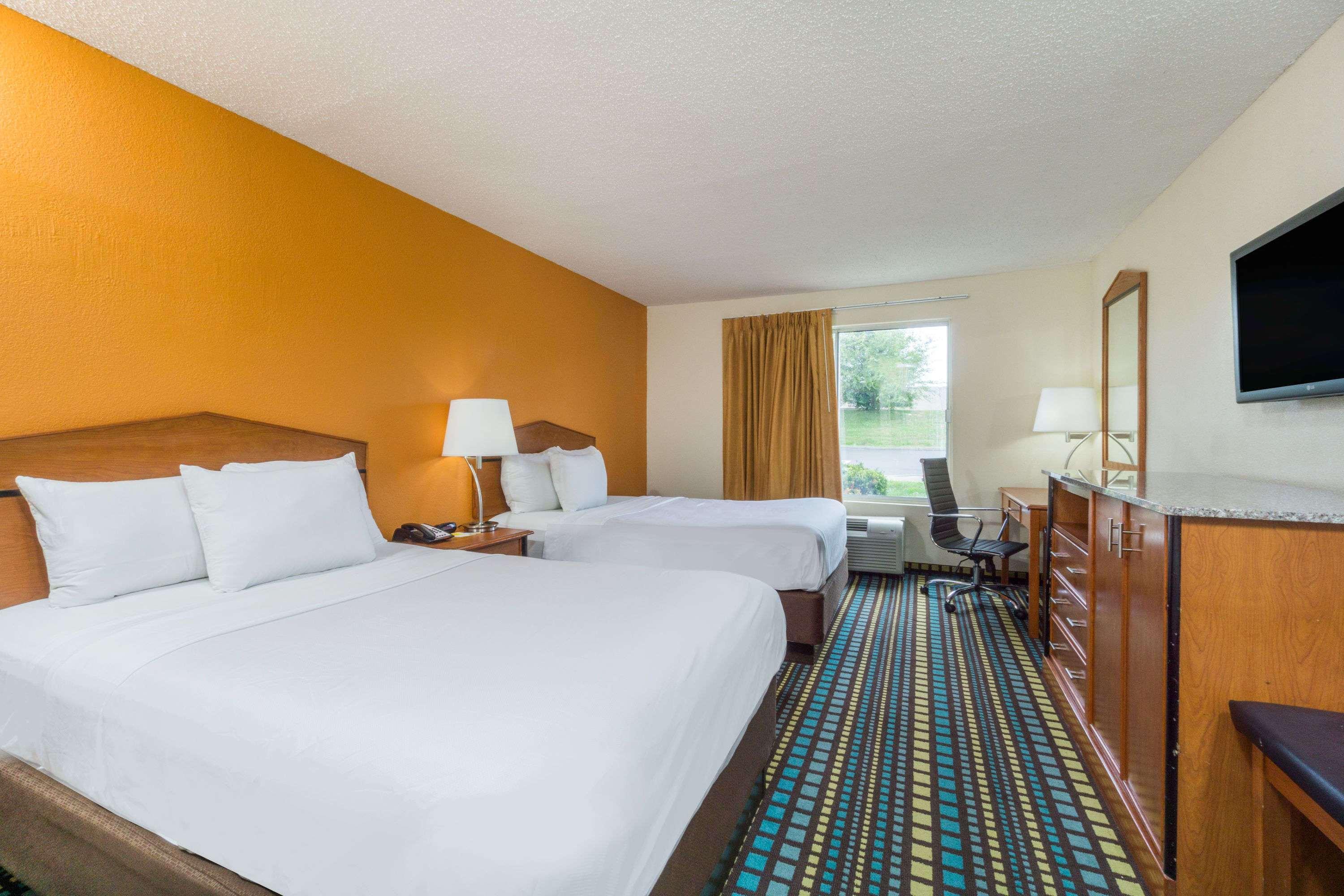 Days Inn By Wyndham Florence Cincinnati Area Dış mekan fotoğraf